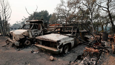 No logran controlar el fuego en California que ha causado ya 23 muertos