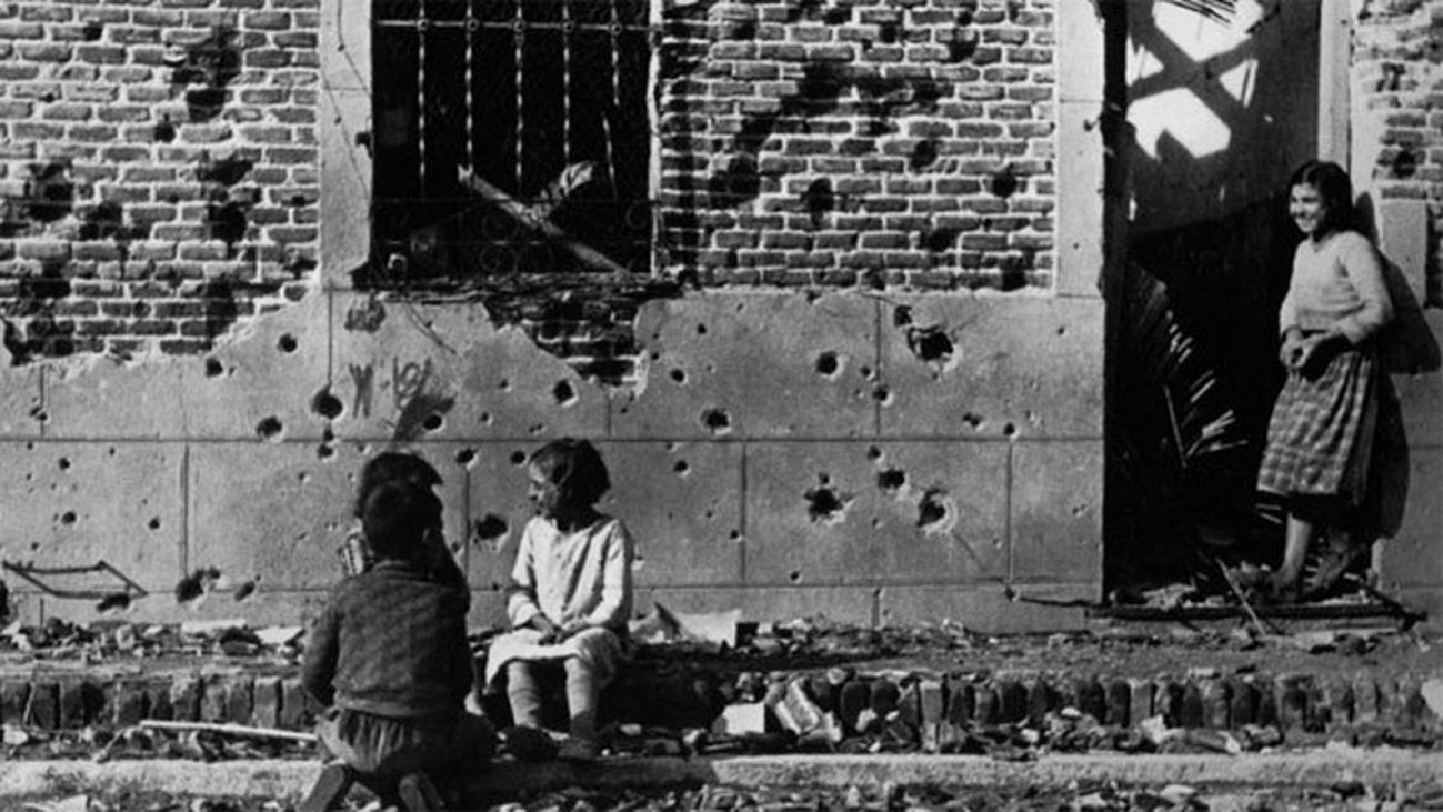 El dueño de casa de Vallecas que fotografió Robert Capa demolerá el edificio