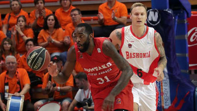 80-75. Fuenlabrada asfixia al Baskonia y sigue invicto