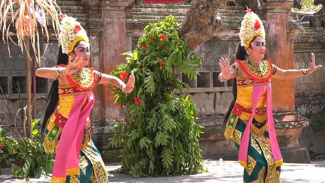 Los templos de Bali, entre el rito y lo festivo