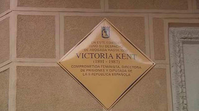 Madrid coloca una placa en memoria de Victoria Kent