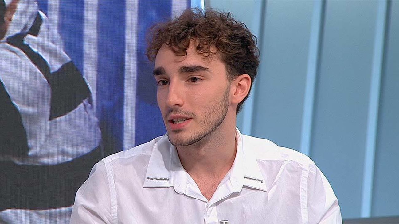 Carlos Alonso: "Llegué a preguntarle a mi madre si yo era normal"