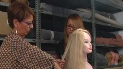 Cortes de pelo solidarios en Madrid por el Día contra el cáncer de mama