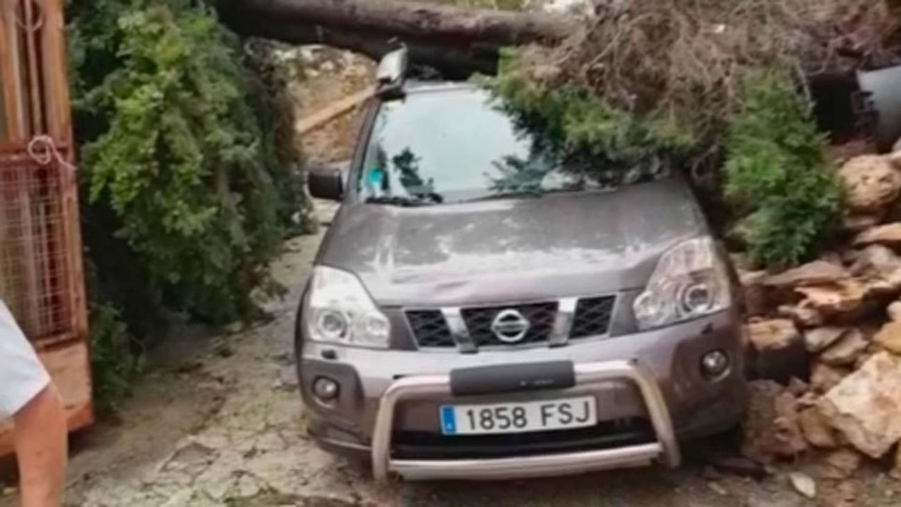 Trece heridos por cortes y contusiones durante el temporal en Tarragona