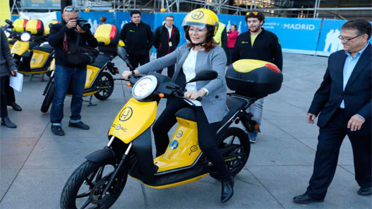 Madrid apuesta por la "movilidad compartida", reforzando el servicio de motos eléctricas