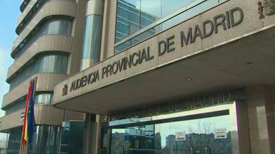 El fiscal pide 5 años de prisión a una acusada de estafar a un anciano que no sabe leer