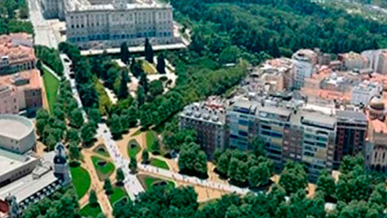 Patrimonio todavía no ha autorizado a derribar la valla de Sabatini y alargar el túnel desde Bailén