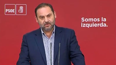 Ábalos pide a Puigdemont que evite la "tentación" de declarar la independencia