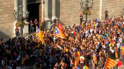 Los estudiantes piden la proclamación de la república catalana