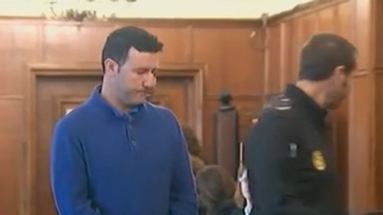 Juzgan al acusado de asesinar a su expareja, hija de la cantaora Juana Vargas