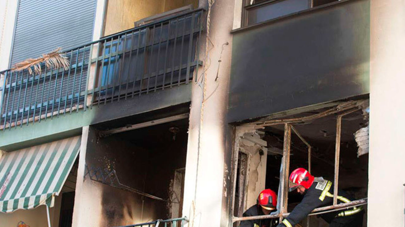 Incendio de vivienda en Burriana