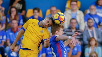 2-0. El Alcorcón recupera la sonrisa