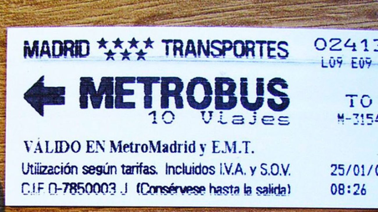 El billete de papel de Metro pasa hoy a la historia sustituido por la tarjeta