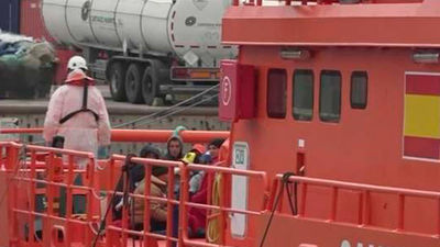 Más de 600 inmigrantes rescatados en la oleada de pateras desde el viernes