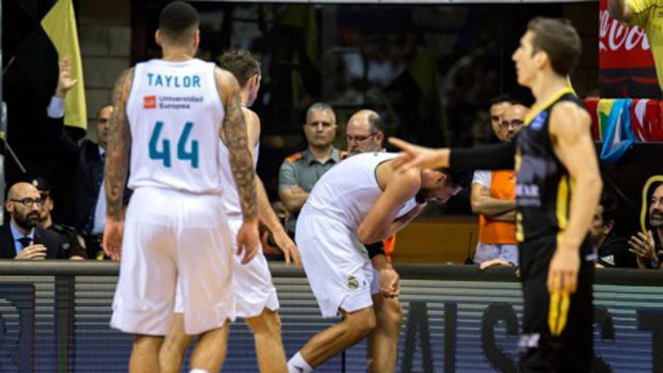 Ayón deberá pasar por el quirófano