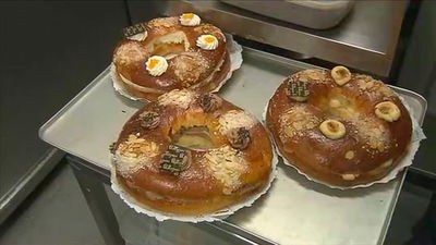 Corona de la Almudena, en honor a la Virgen