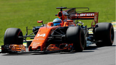 GP Brasil: Mercedes domina los libres; Alonso y Sainz, 10º y 11º