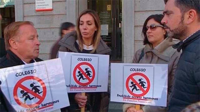 Las familias numerosas piden más  facilidades para que todos los hijos estudien en un mismo centro