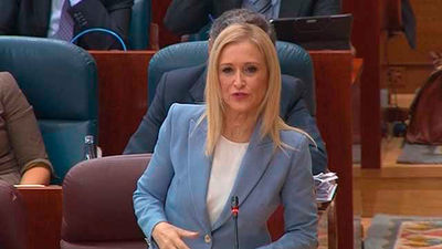 Cifuentes defiende la honestidad de su gobierno frente a las críticas de la Oposición en la Asamblea