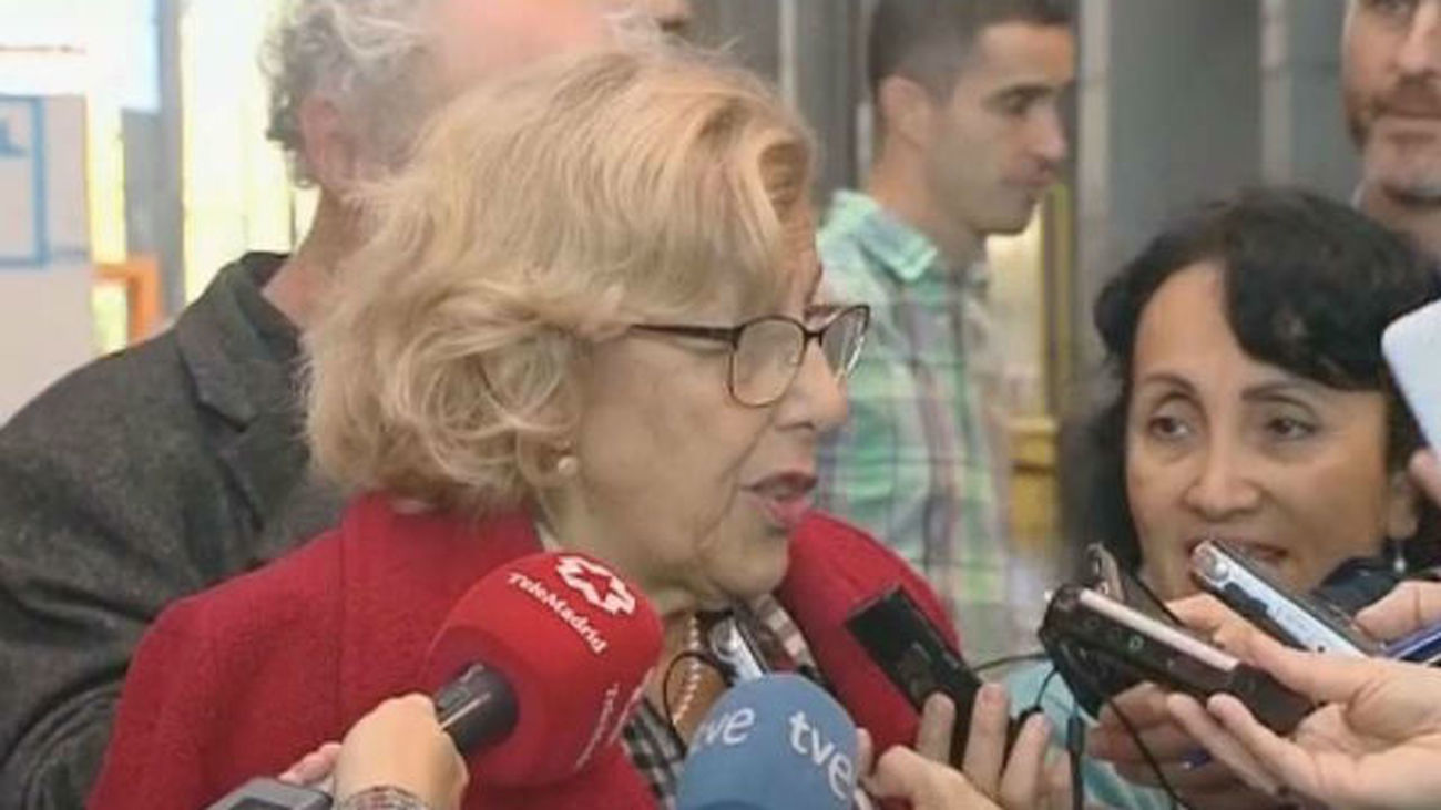 Carmena dice que es "inevitable" un retraso en los presupuestos