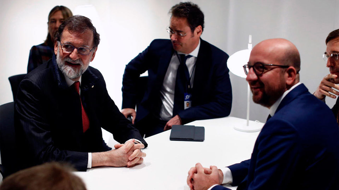 Rajoy se reúne con el primer ministro belga antes de que Puigdemont comparezca