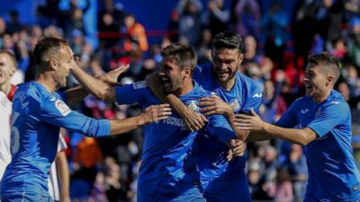 4-1. El Getafe se da un festín ante el Alavés