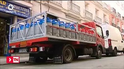 El precio de la bombona de butano subirá hasta los 14,45 euros, un 2,1%,  a partir del martes