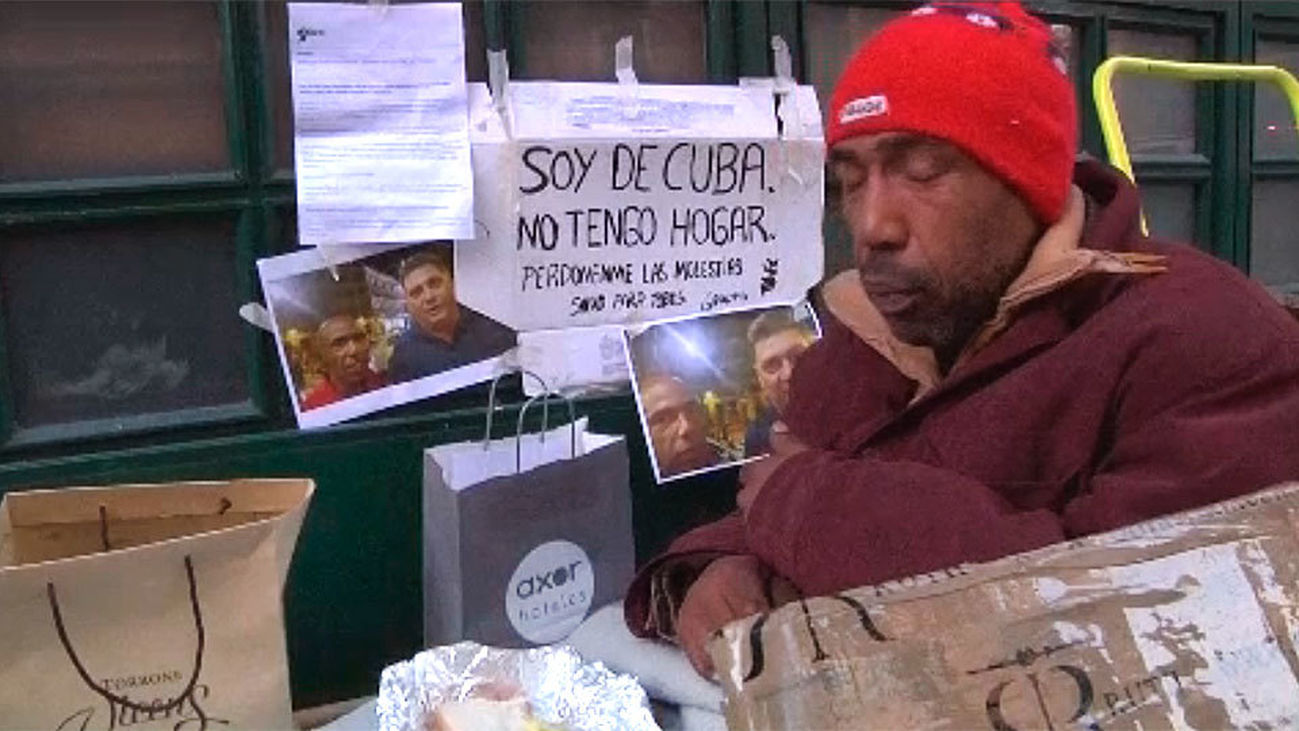 Quinientas personas duermen cada noche al raso en Madrid