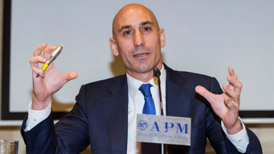 Rubiales niega haber recibido mordidas: "Mi dinero es producto de mi trabajo"