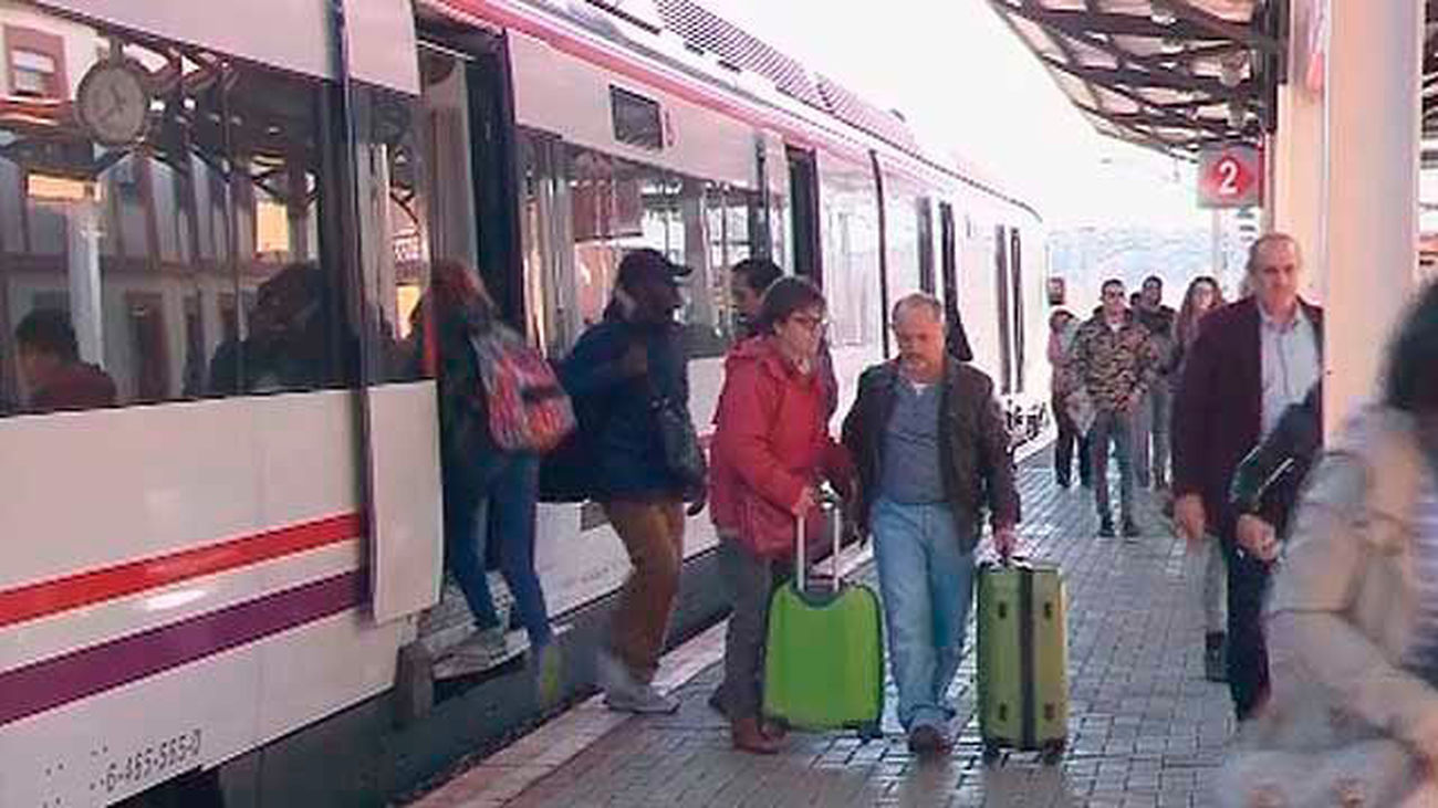 Usuarios de Cercanías se quejan de las averías y retrasos "continuos"