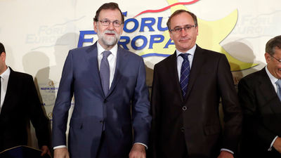 Rajoy ve "absurdo" que Puigdemont pretenda que Cataluña salga de la UE