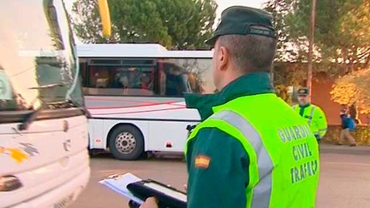 Campaña especial de Tráfico para vigilar la seguridad de los autobuses escolares