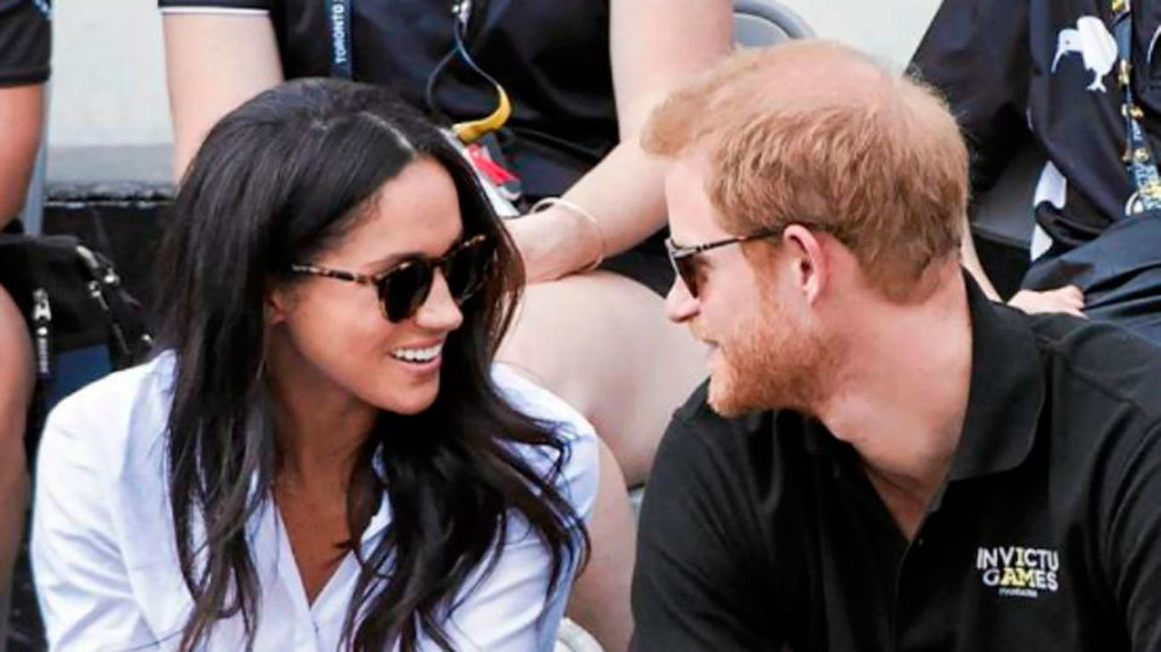 El príncipe Enrique se compromete con su novia Meghan Markle