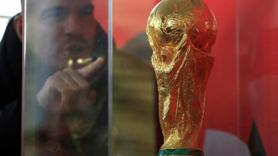 El trofeo de la copa del mundo llega al Palacio del Kremlin