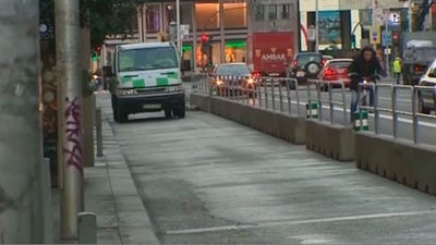 La Gran Vía de Madrid limita el tráfico a dos carriles por sentido desde este viernes