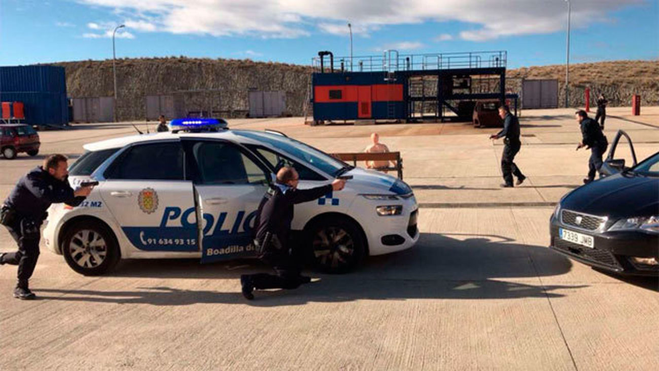 La Comunidad forma a 180 policías municipales de la región frente a ataques terroristas