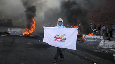 Máxima tensión en Honduras tras el alargue del escrutinio y el estado de excepción