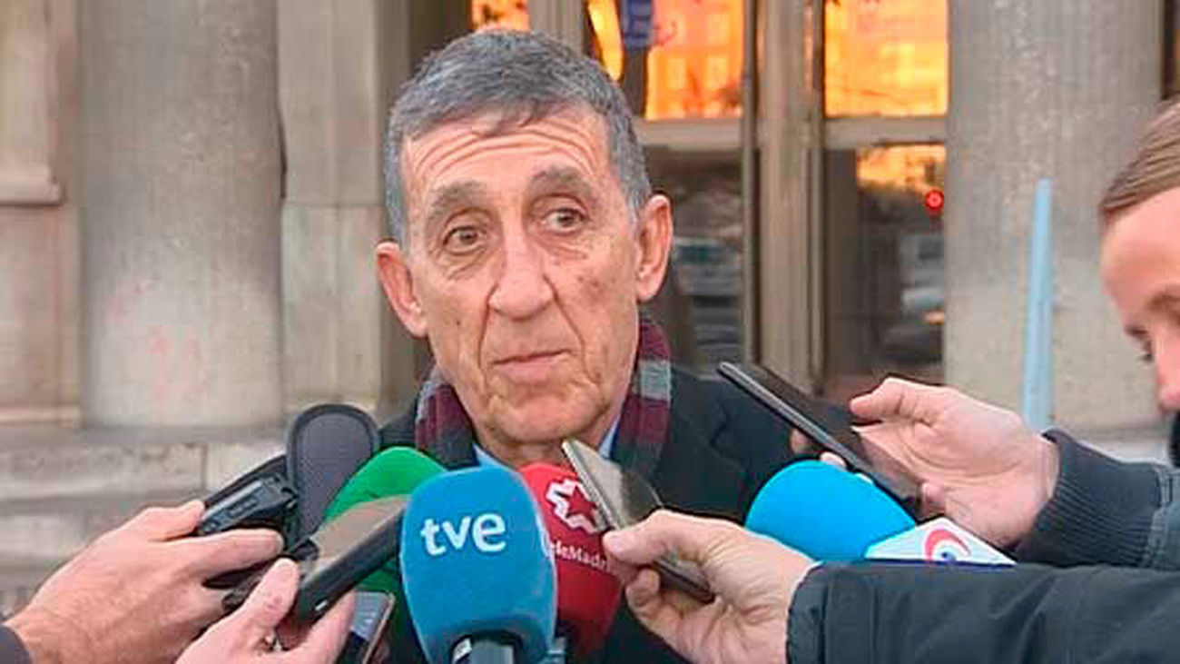 El juez decide el martes sobre la causa contra 3 policías municipales que amenazaron a Carmena