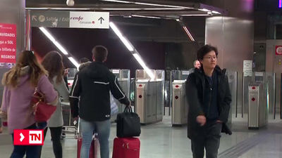 Fomento prepara un plan para estudiar los problemas del Cercanías de Madrid