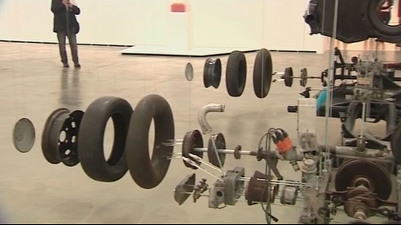 El Guggenheim explora la relación arte-espacio a través de Chillida y Heidegger