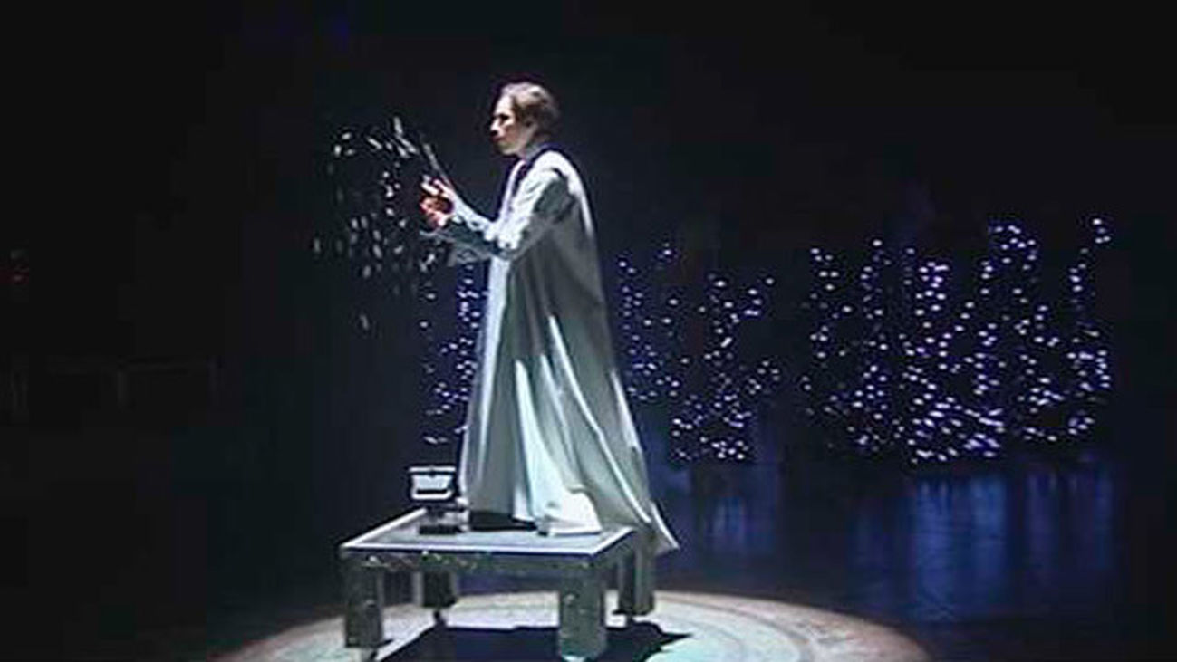 Más de 30 artistas circenses recrean el espíritu  de la Navidad en el Circo Mágico