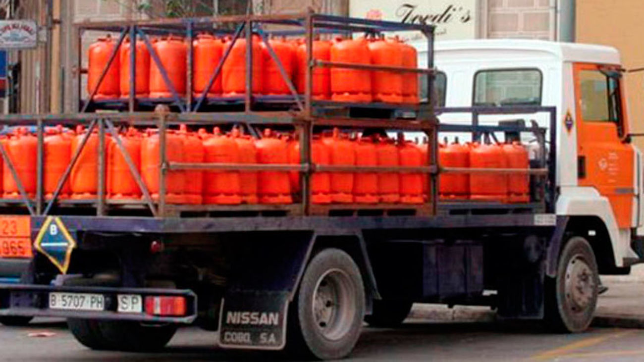 Investigan el robo de un camión de bombonas de butano en Vicálvaro