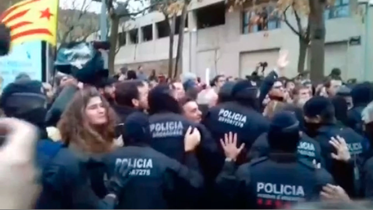 Trasladan los 43 bienes de Sijena desde Lleida a Aragón tras su embalaje