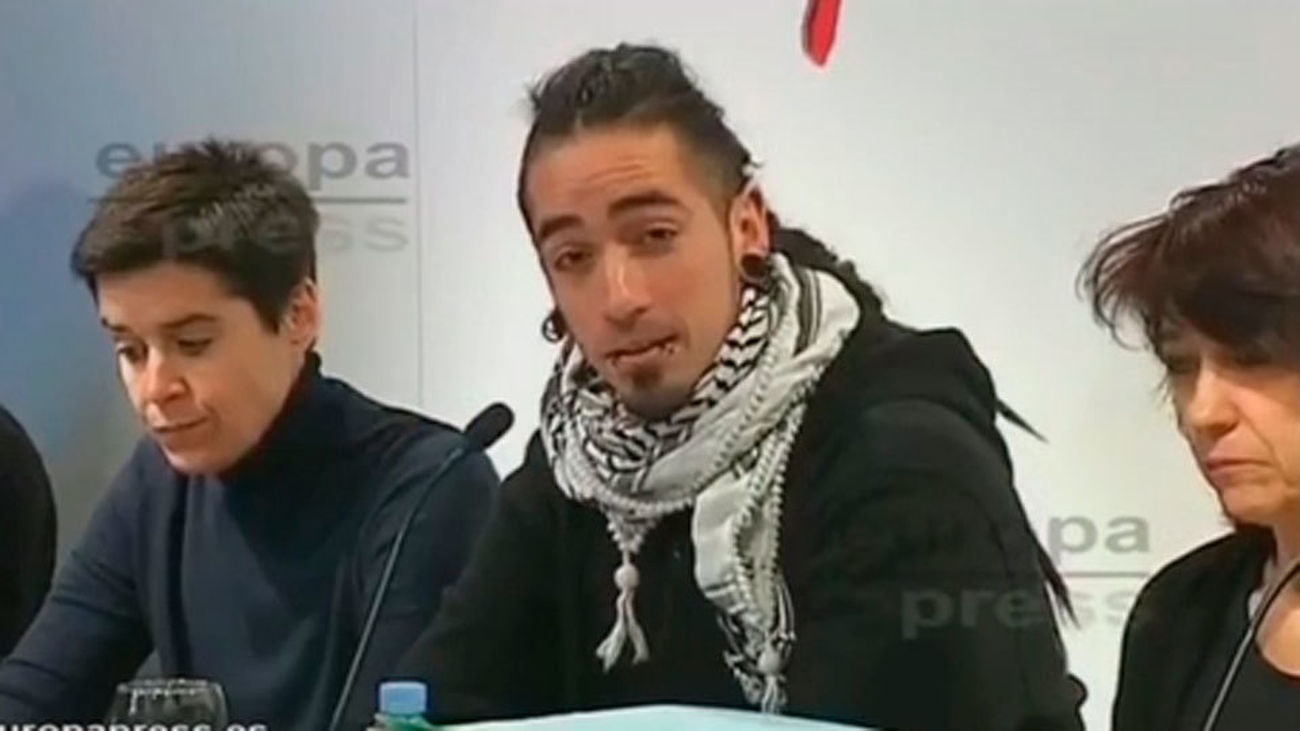 Fallece el hombre agredido por llevar unos tirantes con la bandera de España