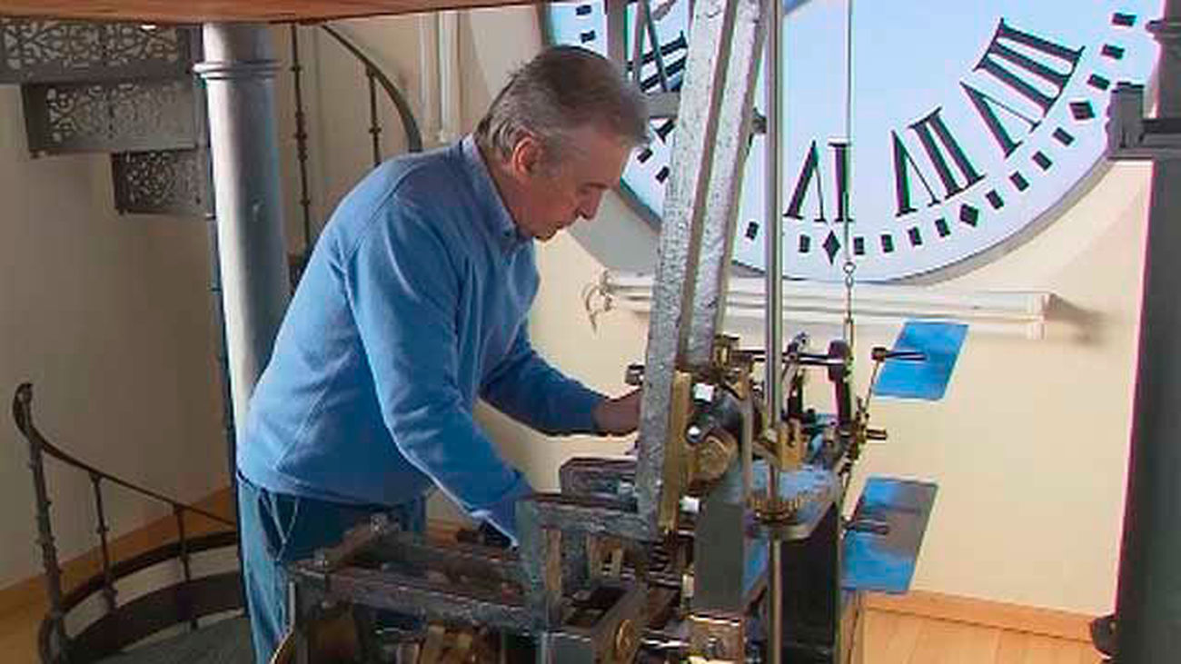 El relojero en la torre