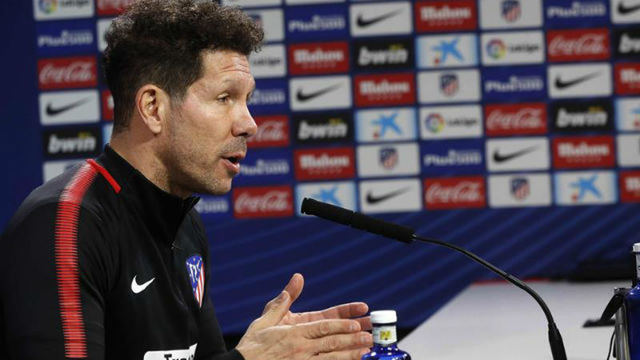 Simeone: "Torres hace pocos goles, pero es el ídolo del club"