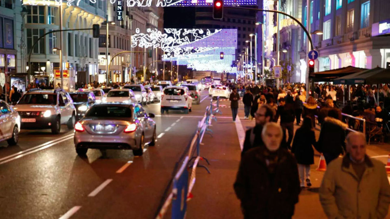 El tráfico se redujo un 40% en Gran Vía con el cierre a no residentes