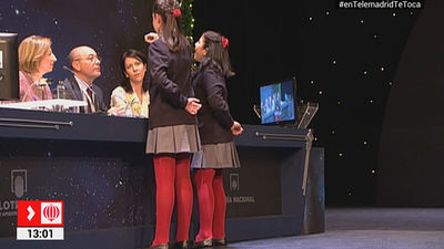 El primer cuarto premio, el 13.378, y el segundo, el 61.207, los últimos en salir