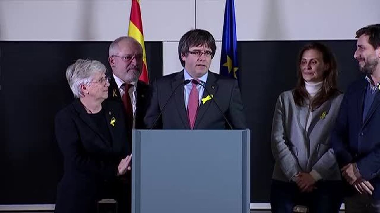 Puigdemont: "La República catalana ha ganado a la monarquía del 155"