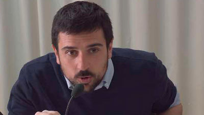 Espinar tacha de "racistas" a PP y Ciudadanos por su discurso de "derecha populista"